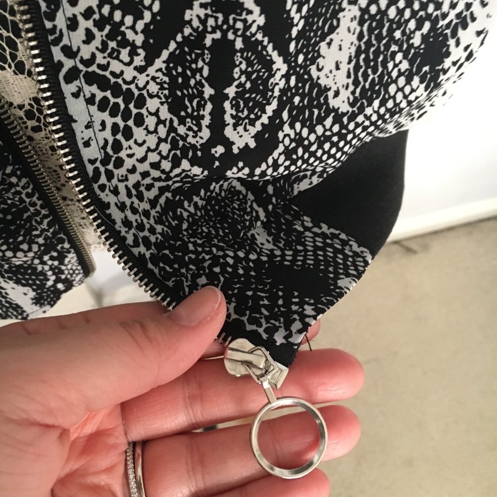 Snakeskin bomber jacket - Picture 3 of 5